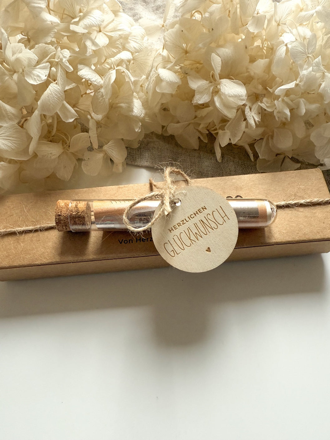 Personalisierter Kugelschreiber aus Edelstahl zum Geburtstag mit Geschenkbox | Von Weitem