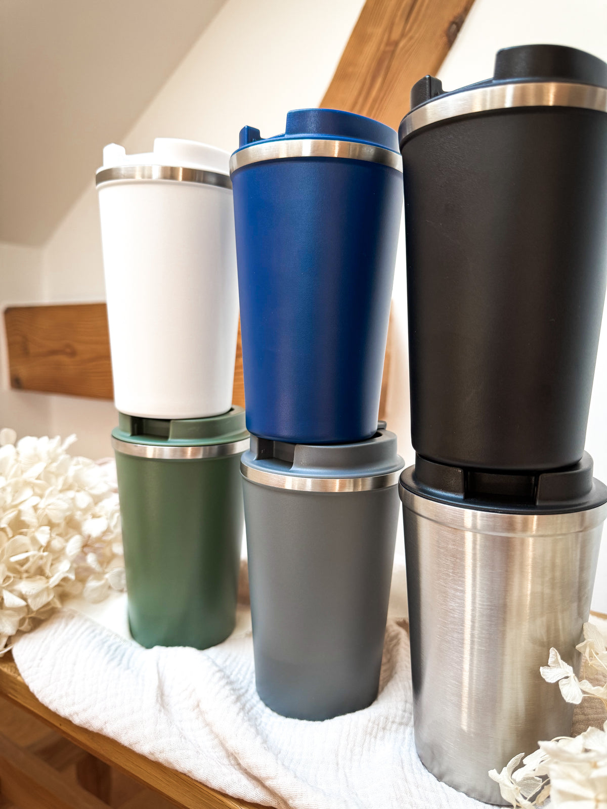 Personalisierter Thermobecher mit Namen | Geburtsblume