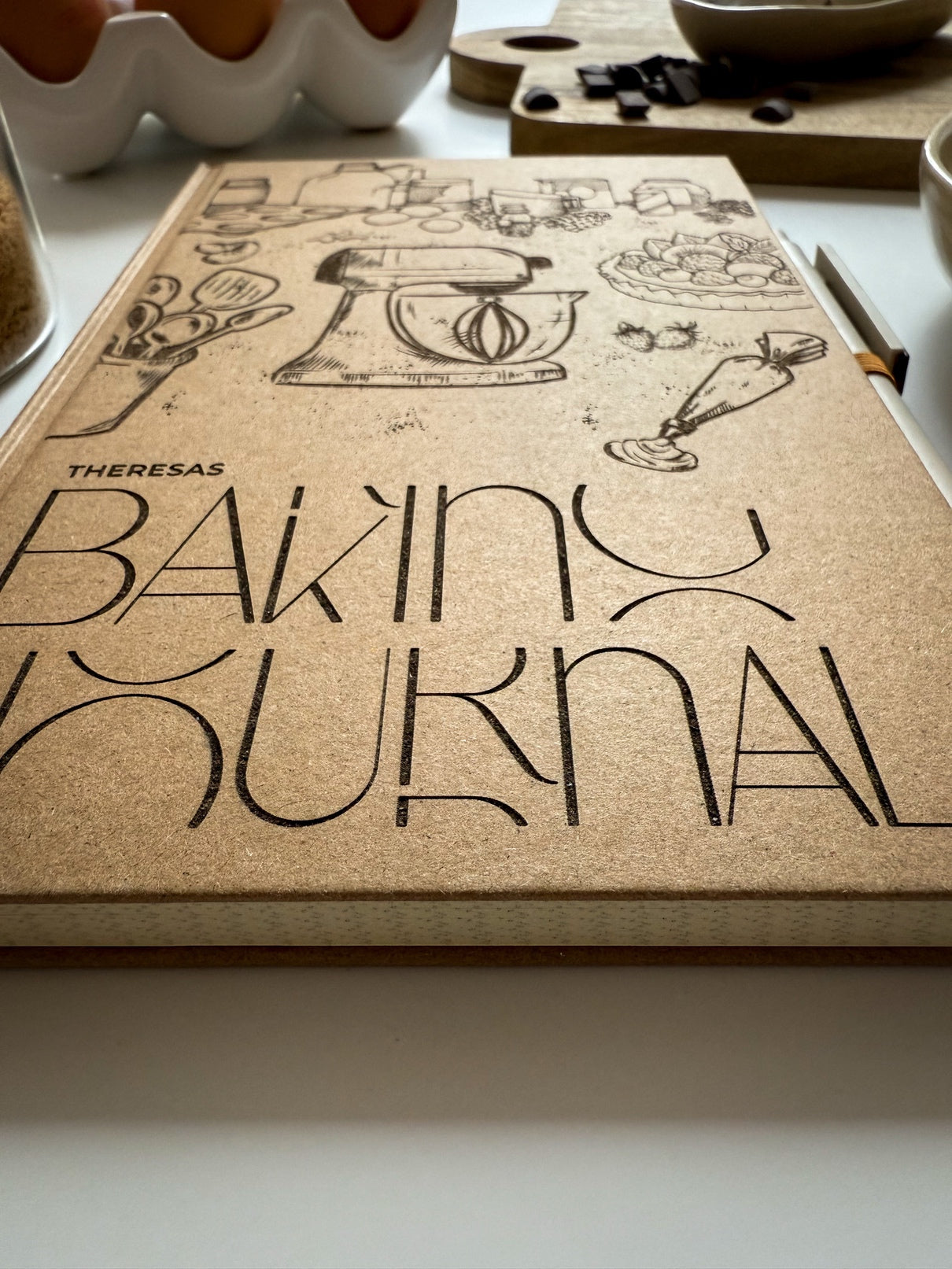 Personalisiertes Backrezept-Notizbuch (A5) | Rezeptbuch mit Gravur & Stift