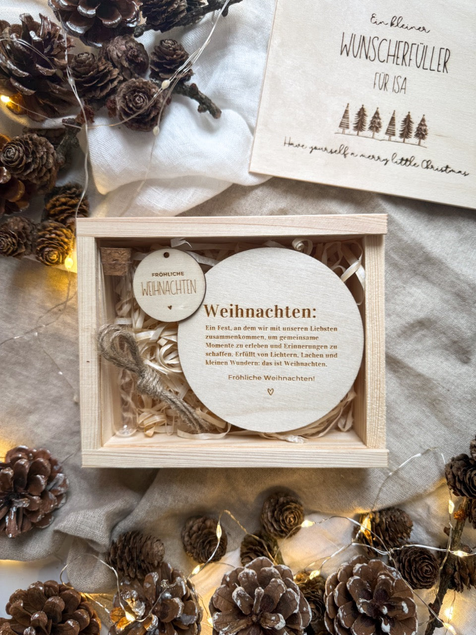 Personalisiertes Geldgeschenk zu Weihnachten aus Holz | Tannenbäume