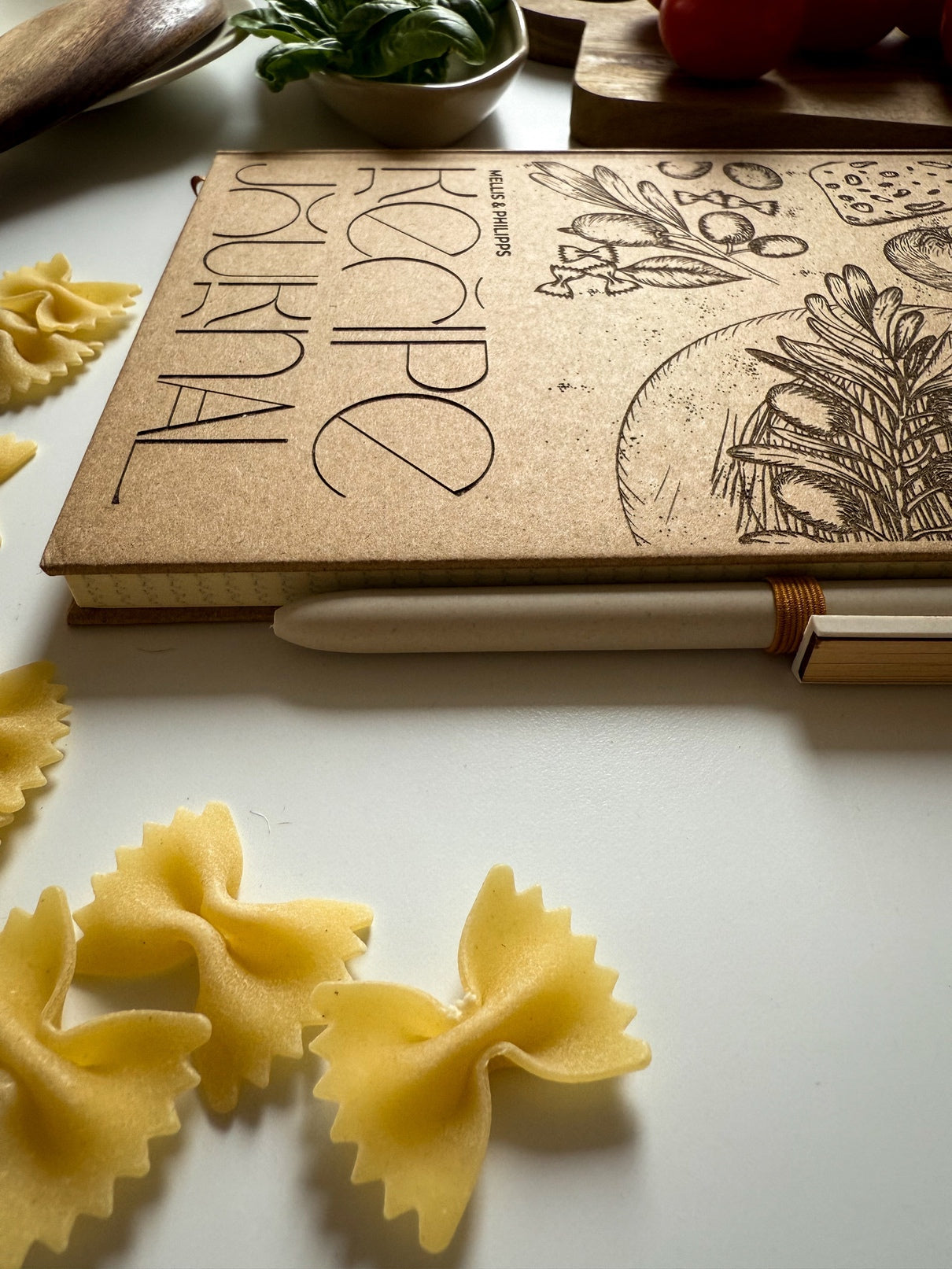 Personalisiertes Kochrezept-Notizbuch (A5) | Rezeptjournal mit Gravur & Stift