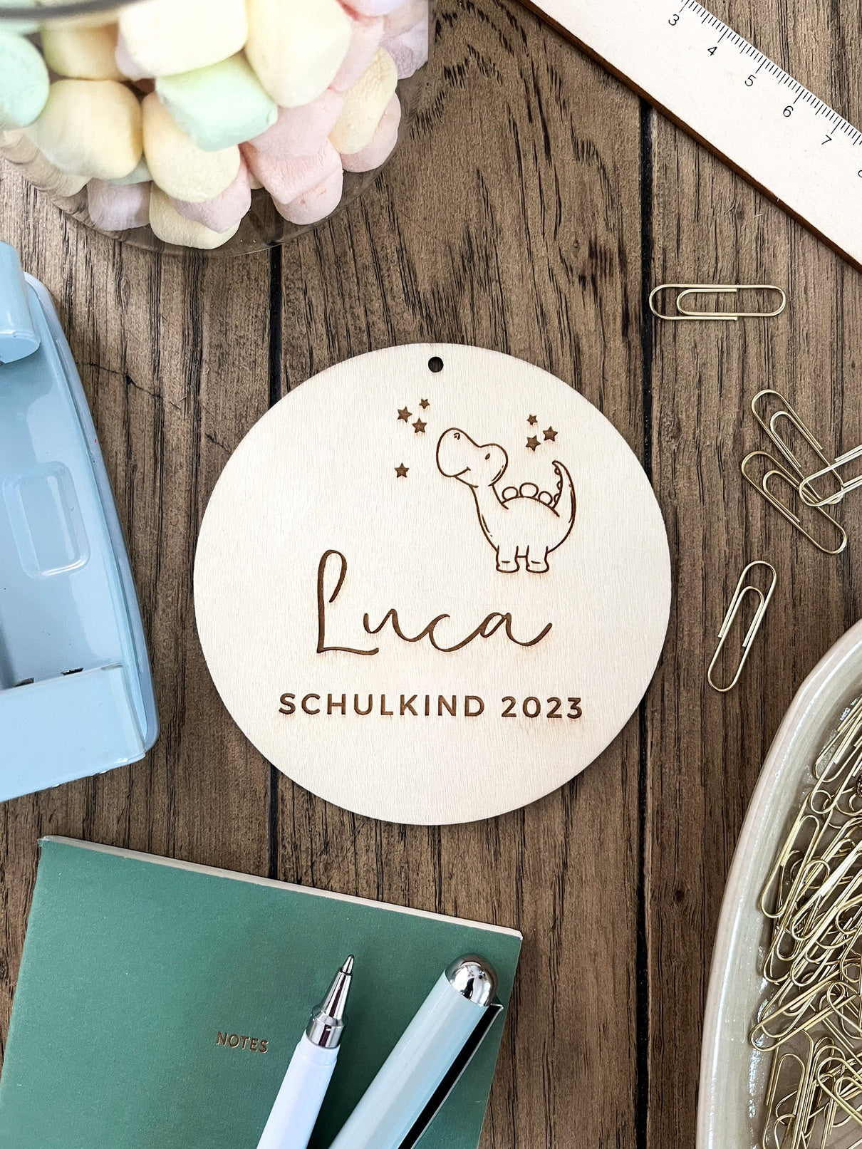 Personalisierter Schultütenanhänger aus Holz