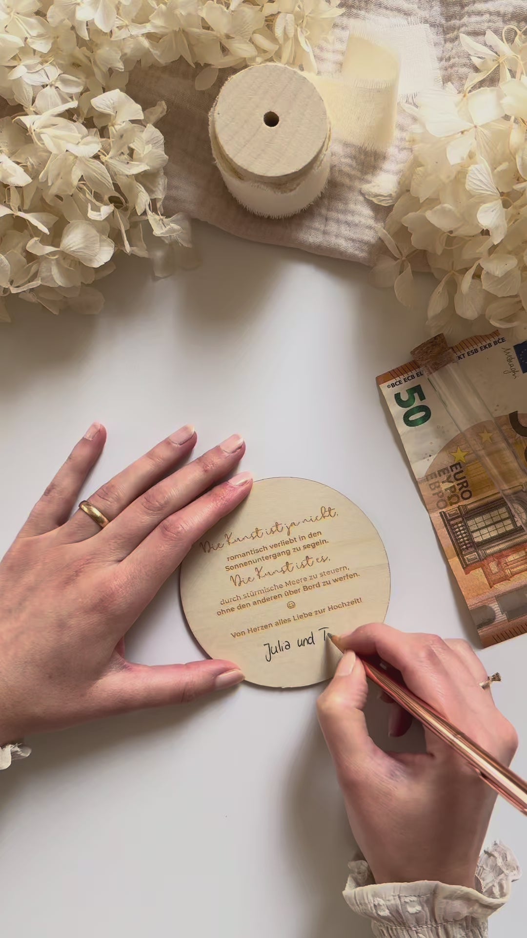 Personalisiertes Geldgeschenk zur Hochzeit aus Holz_Holzklappbox mit Zitronenmotiv